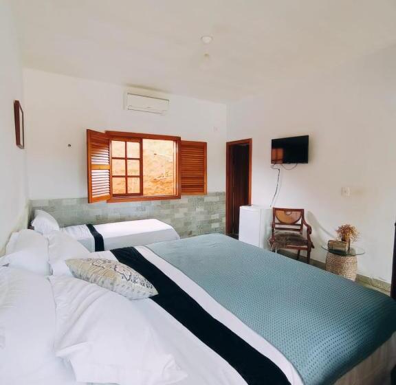 هتل Recanto Rocas