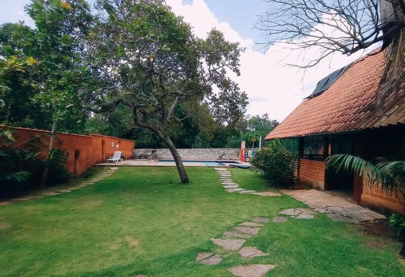 هتل Recanto Rocas