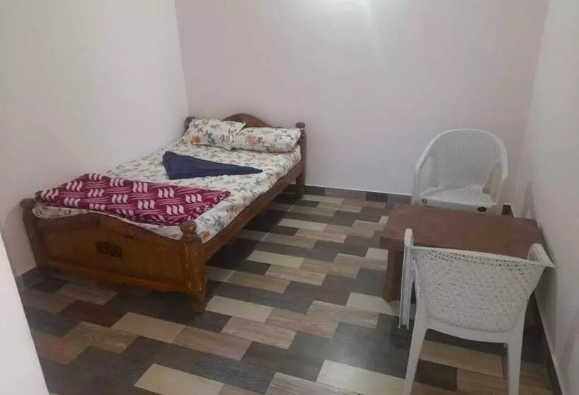 Hotelli Spot On Sri Kkd Boarding & Lodging