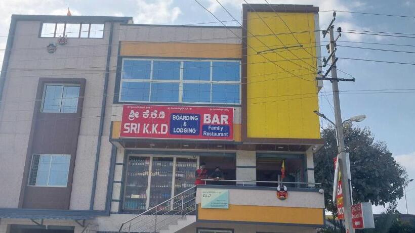 فندق Spot On Sri Kkd Boarding & Lodging