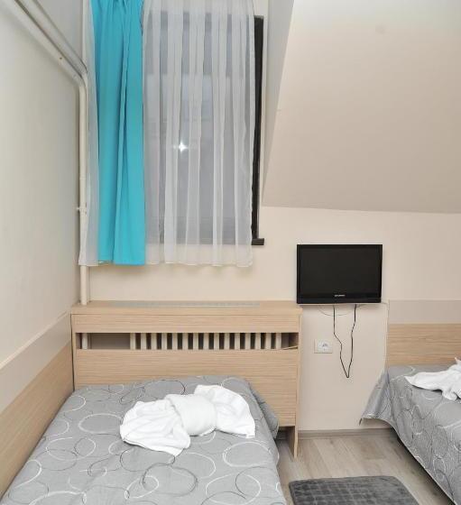 فندق Srebrna Lisica