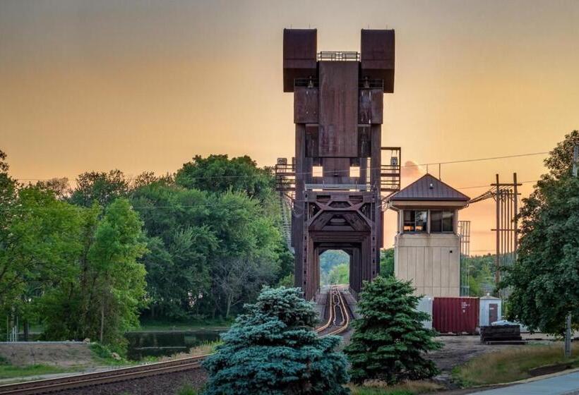 בית מלון כפרי The Cove Guest House