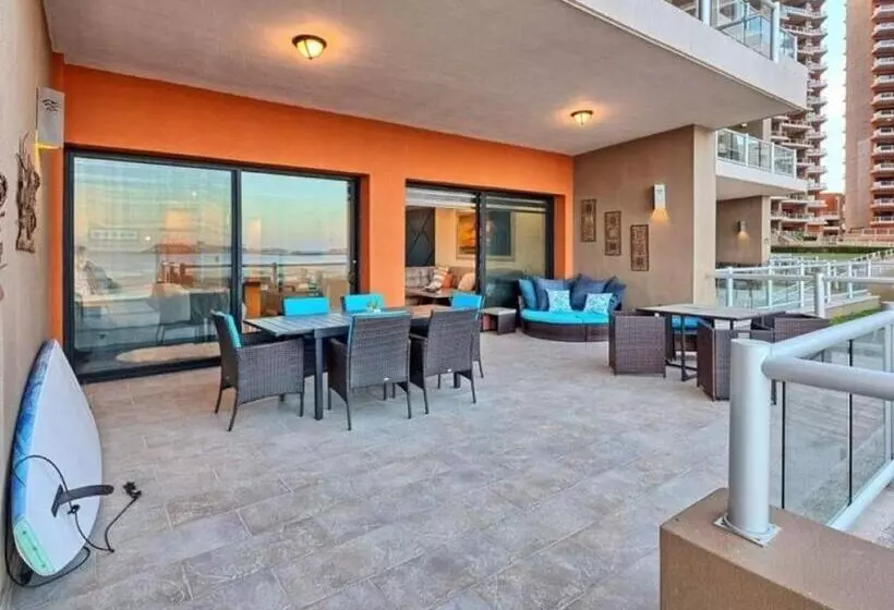 Ocean Front Resort J 107