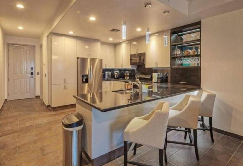 Ocean Front Resort J 107