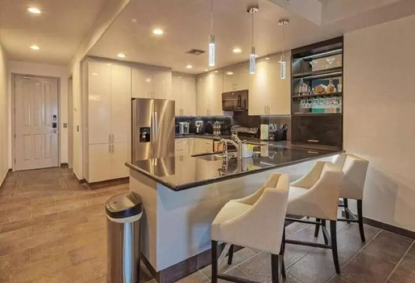 Ocean Front Resort J 107