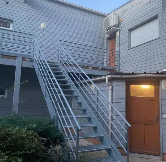 ペンション Chambre Meublé Idéale Pour Déplacement D Affaires