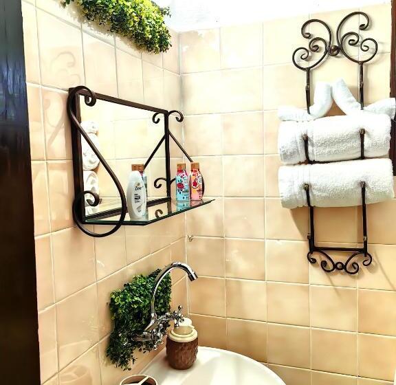 펜션 Complex Arbanashki Style Panoramic View With Summer And Winter Terrace, Sauna, Children S And Adult