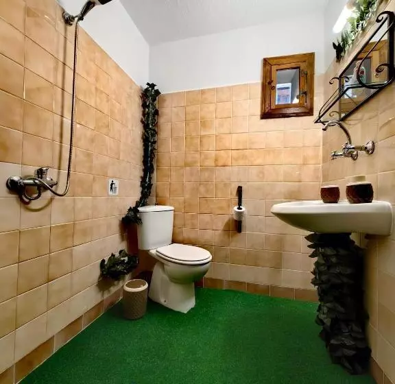 ペンション Complex Arbanashki Style Panoramic View With Summer And Winter Terrace, Sauna, Children S And Adult