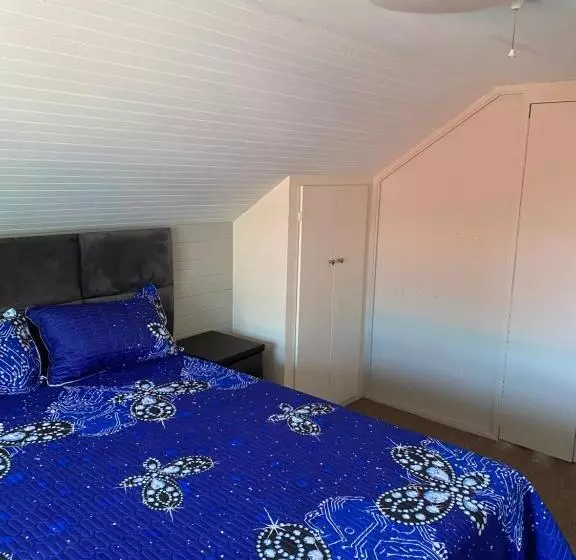 پانسیون M D J Hayfields Guest House