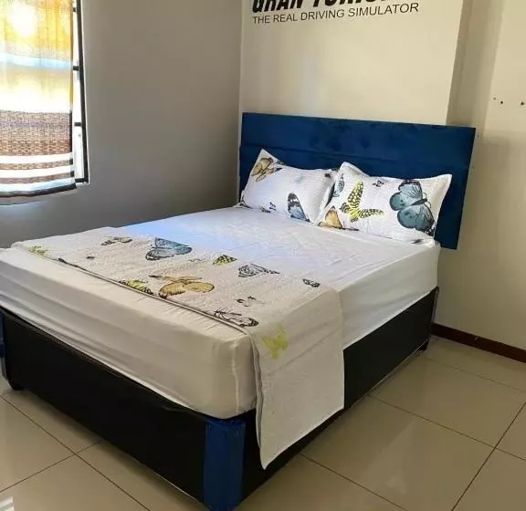 پانسیون M D J Hayfields Guest House