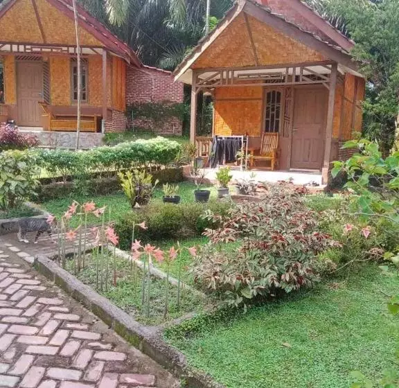 Majatalo Orchid Bugalows