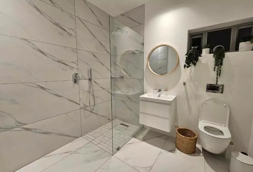 Majatalo Point Villa