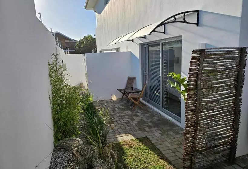 Majatalo Point Villa