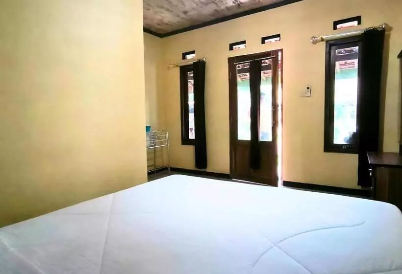 Pansiyon Villa Setumbu Powered By Cocotel