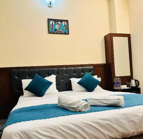 Vadamia Hotels