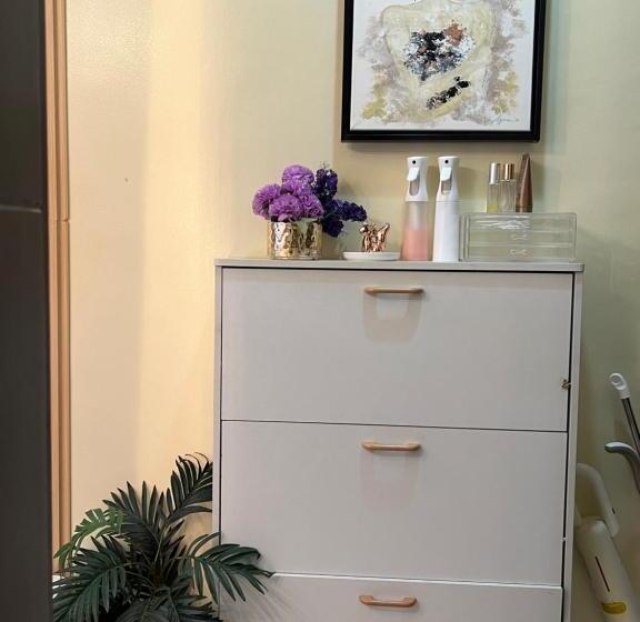 Viceroy Residences Chic Smart Home Wifi Netflix