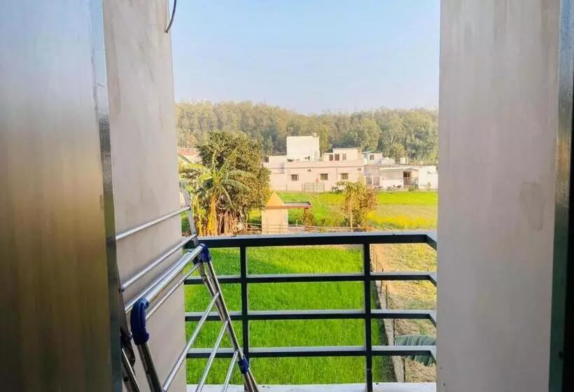 ユースホステル Abuzz Oxfordcaps Cedar Homes