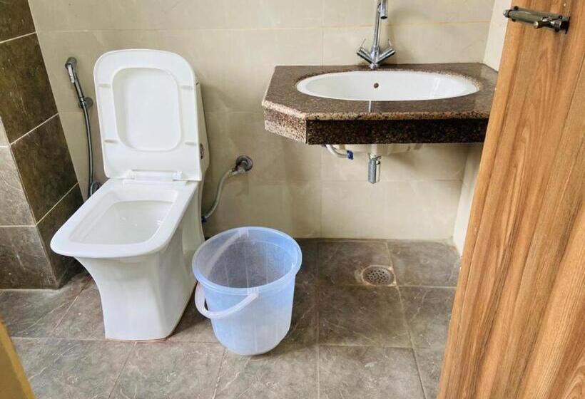 Albergue Abuzz Oxfordcaps Cedar Homes