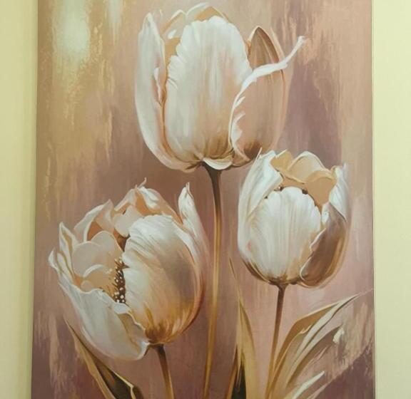 تختخواب و صبحانه La Dea Bendata