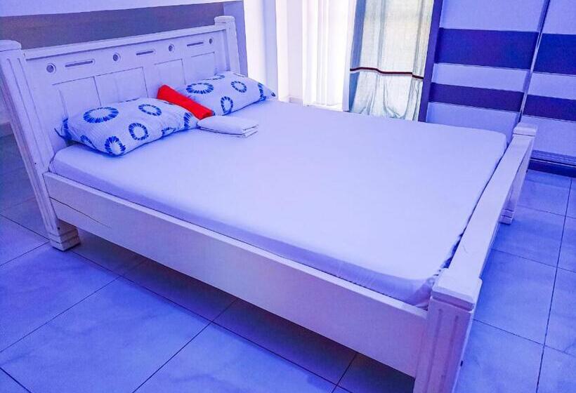 تختخواب و صبحانه Two Bedroms At Kisimani Heights