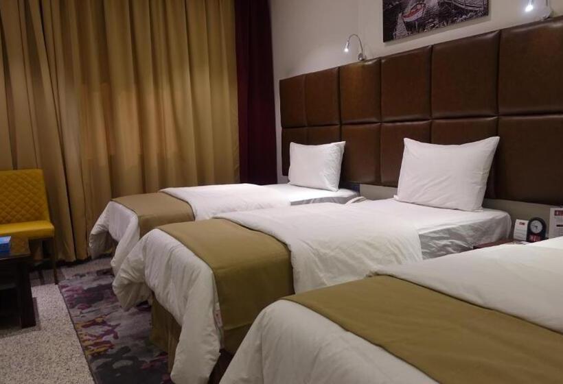 호텔 Al Jaad Kudai