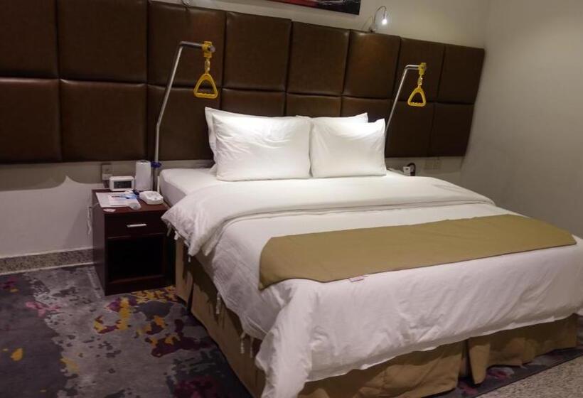 호텔 Al Jaad Kudai