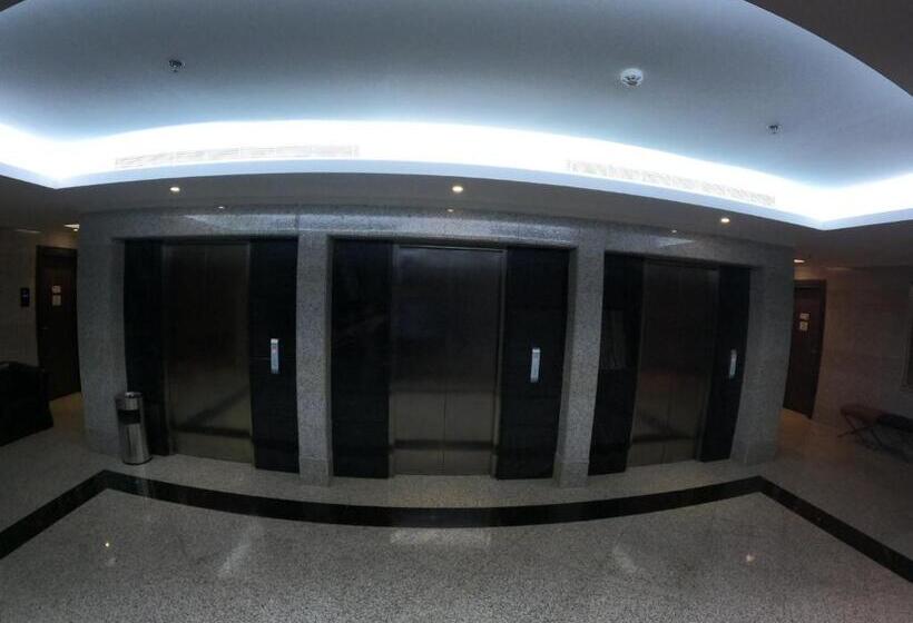 호텔 Al Jaad Kudai