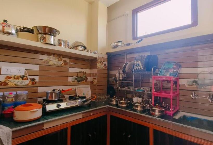 בית מלון כפרי Hardik Home Stay