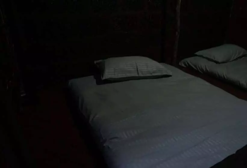 ホテル Livin Waves Beach Stay And Cafe