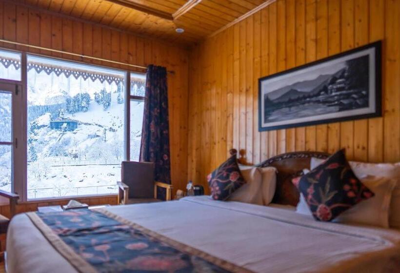 ホテル Marina Gulmarg