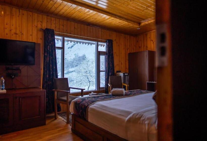 ホテル Marina Gulmarg