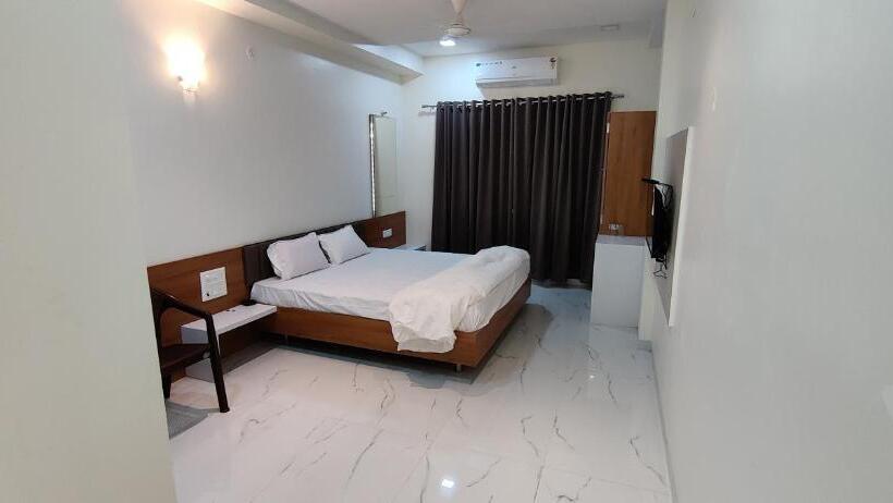 Hotel Mayur Residency