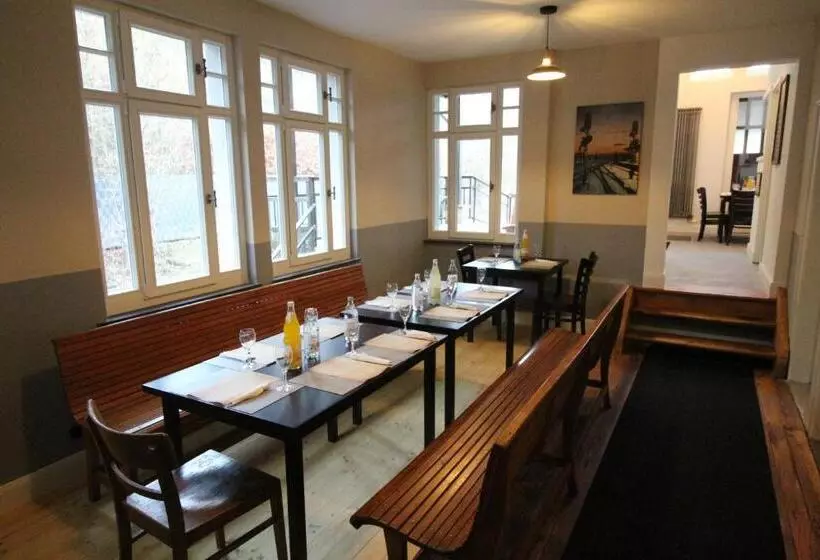 Hotelli Museumsbahnhof Ahütte