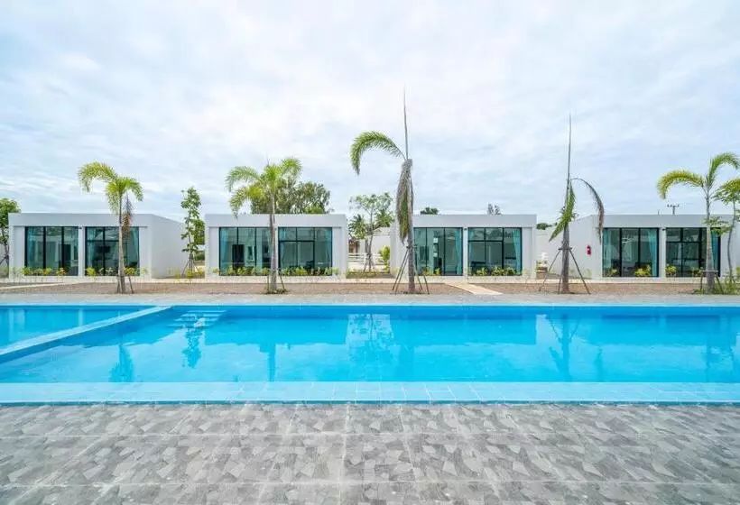 Hotelli Pran Riverside