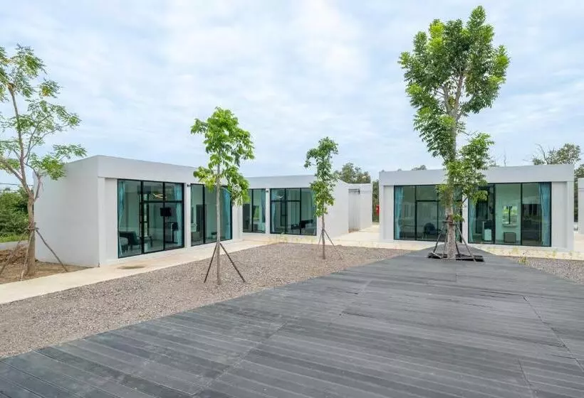 Hotelli Pran Riverside