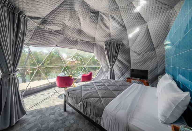 Hotel Pran Riverside