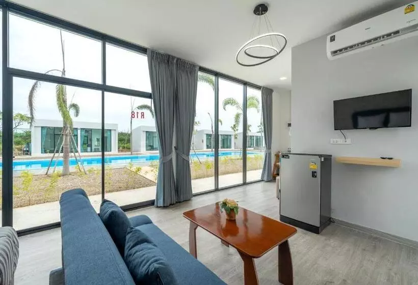 Hotelli Pran Riverside