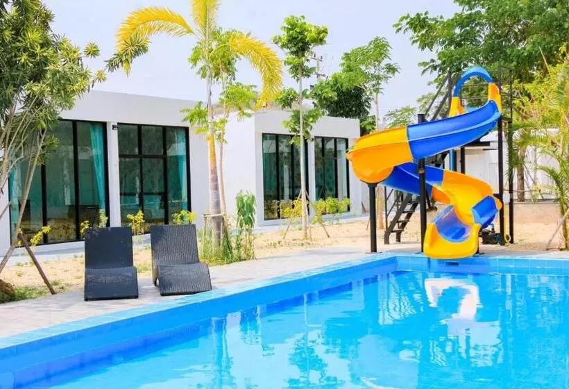 Hotelli Pran Riverside