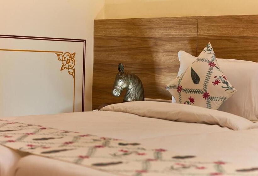 Hotel Ranthambhore Uday Vilas