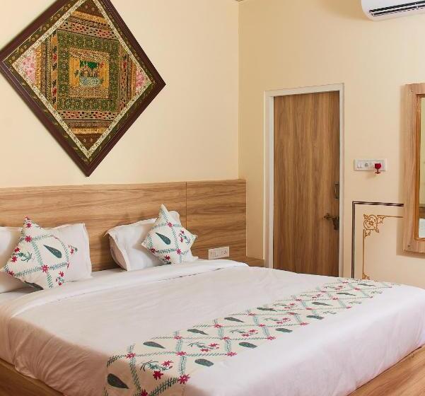 Hotel Ranthambhore Uday Vilas