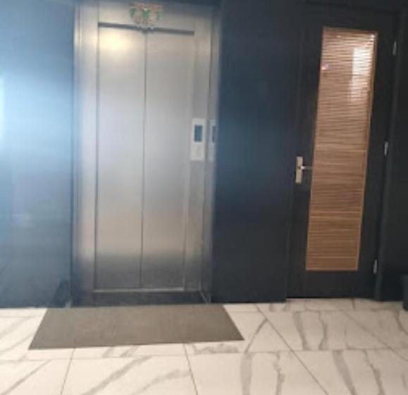 Hotel Shiv Kashi,sultanpur