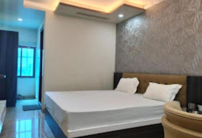 Hotel Shiv Kashi,sultanpur