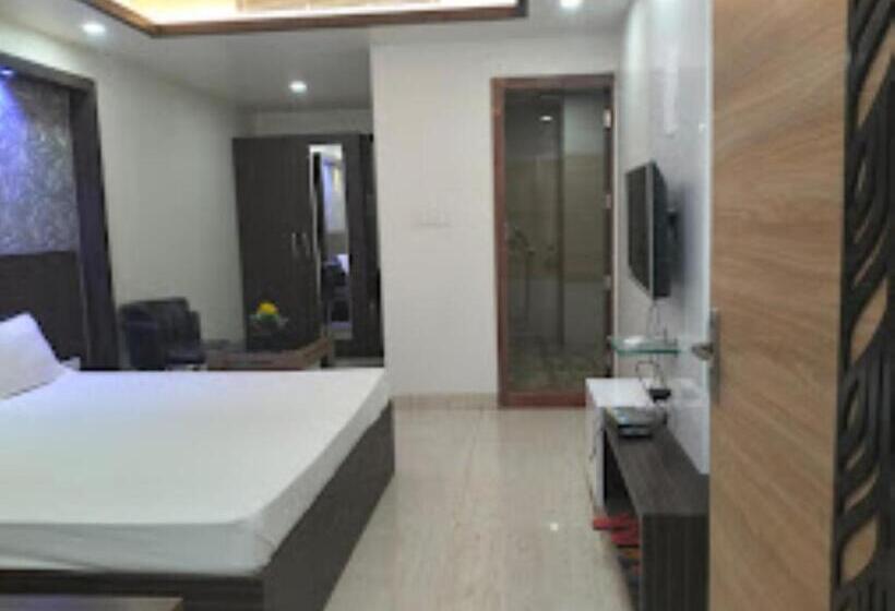 Hotel Shiv Kashi,sultanpur