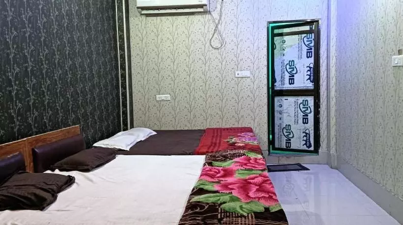 ホテル Shri Ram Mandir Seva