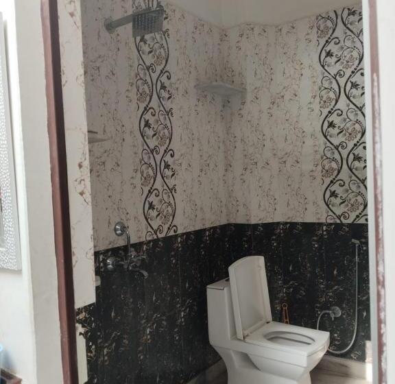 Mmr Luxurious Girls Pg And Hostel