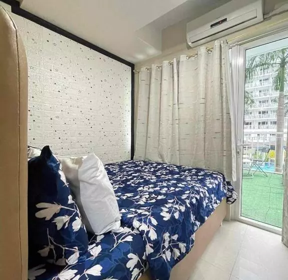 Moa Condotel Staycation By Abode Property