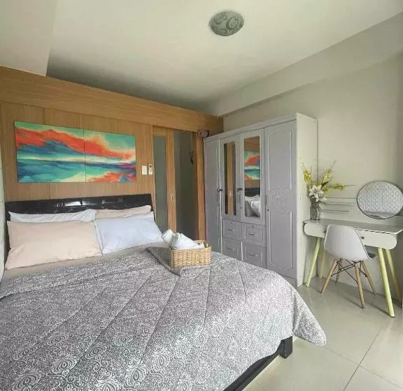 Moa Condotel Staycation By Abode Property