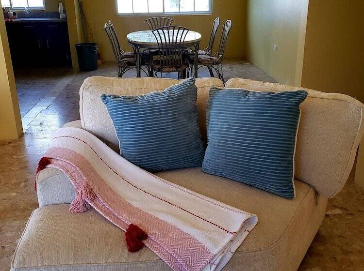 پانسیون Comfy Apartments