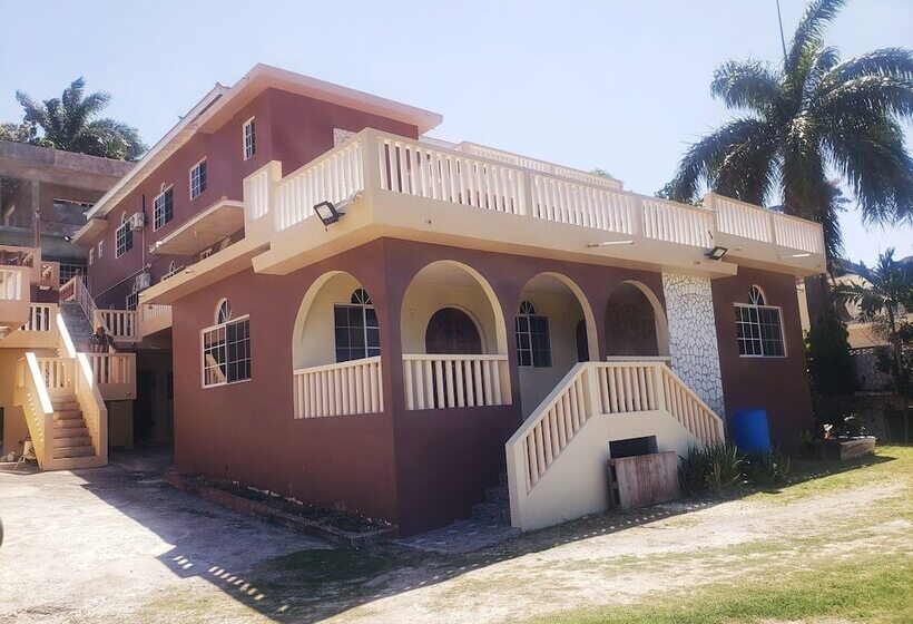 پانسیون Comfy Apartments