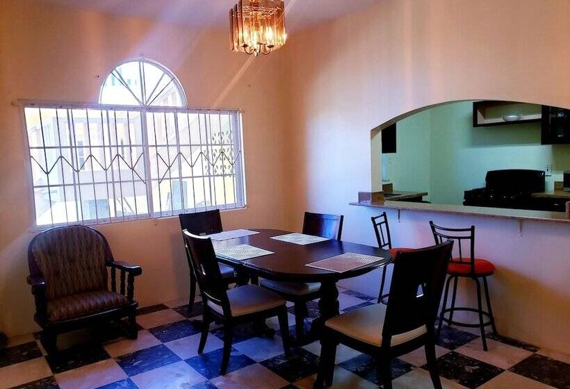 پانسیون Comfy Apartments